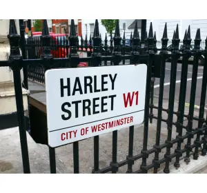 The Times: Rogue cosmetic clinics fake credibility with Harley Street pop-ups